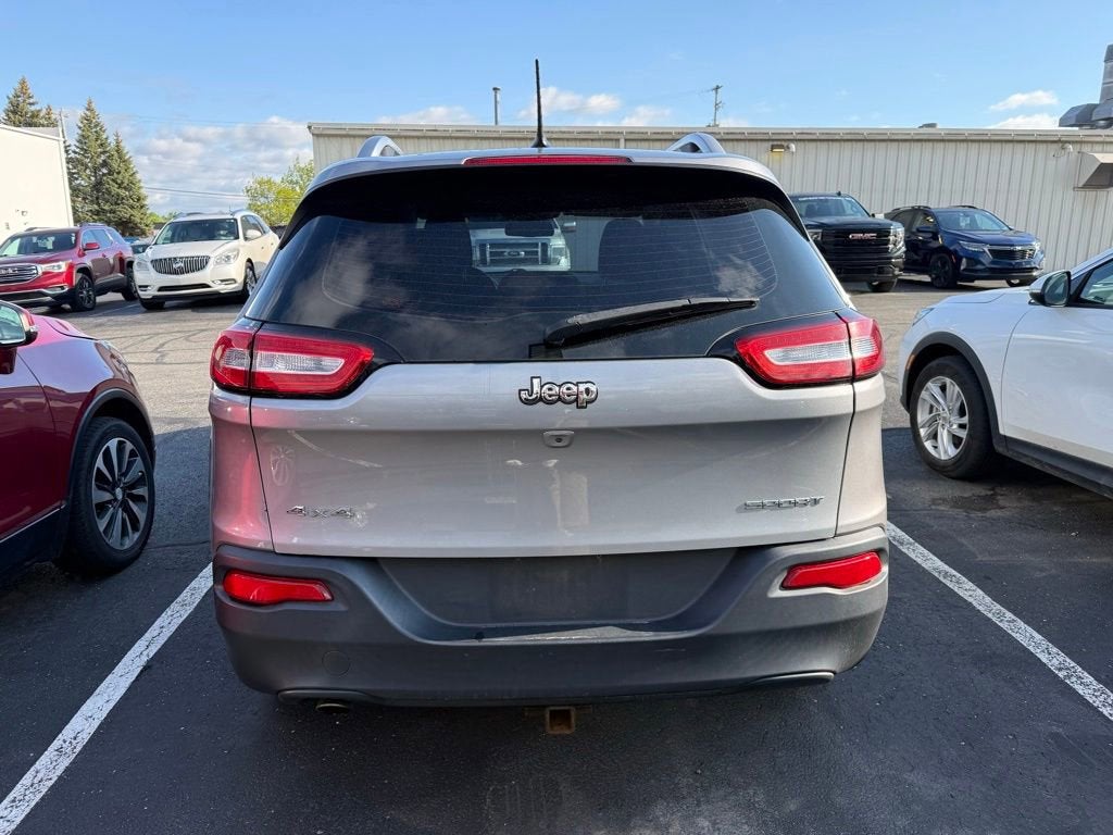 2015 Jeep Cherokee Sport