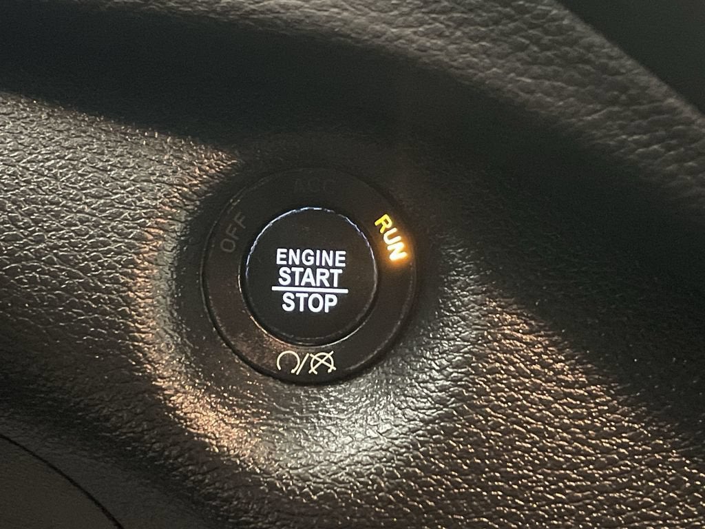 2023 Jeep Cherokee Altitude Lux 4x4