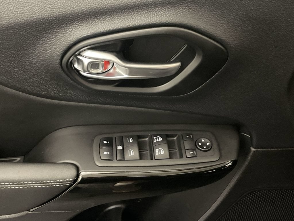 2023 Jeep Cherokee Altitude Lux 4x4