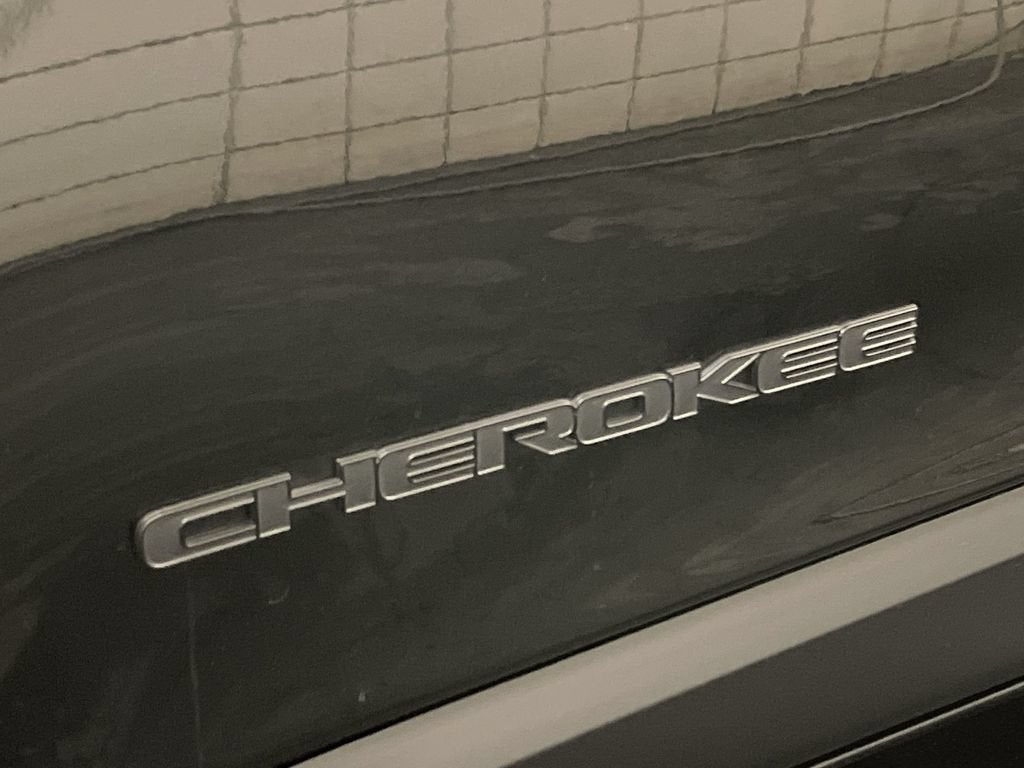 2023 Jeep Cherokee Altitude Lux 4x4