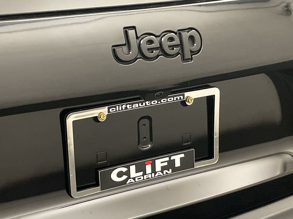 2023 Jeep Cherokee Altitude Lux 4x4