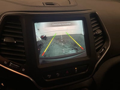 2023 Jeep Cherokee Altitude Lux 4x4
