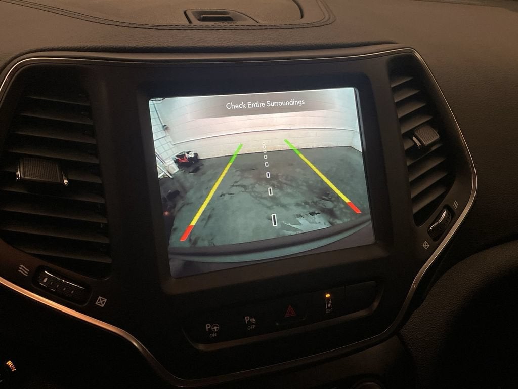 2023 Jeep Cherokee Altitude Lux 4x4
