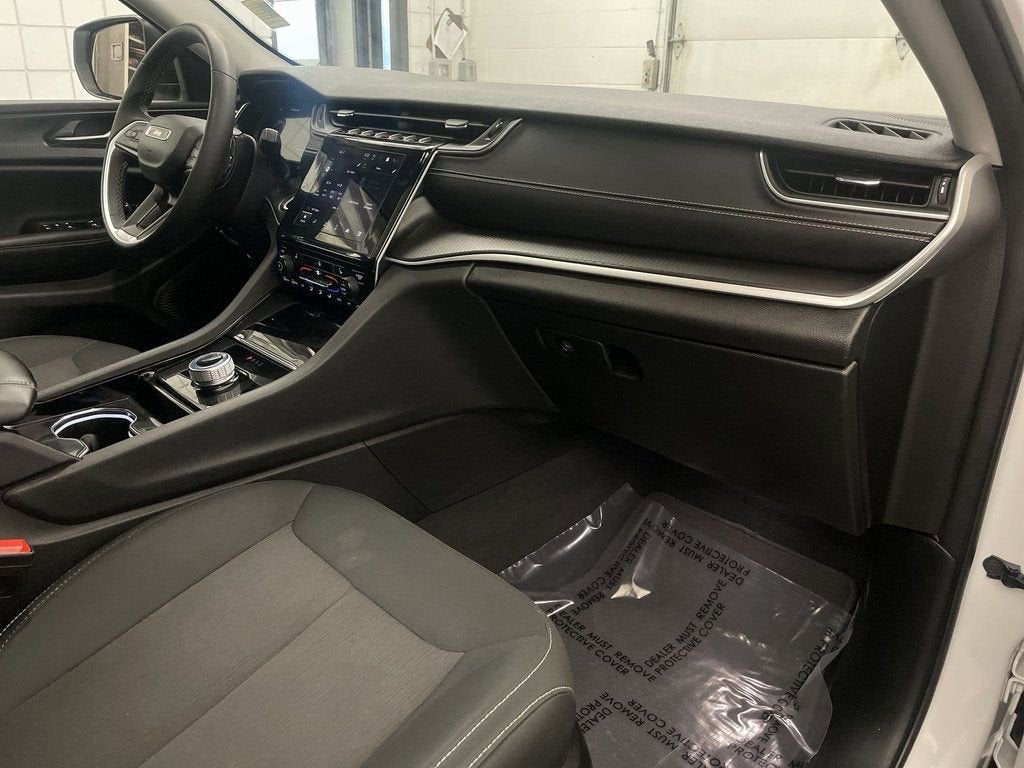 2023 Jeep Grand Cherokee Laredo