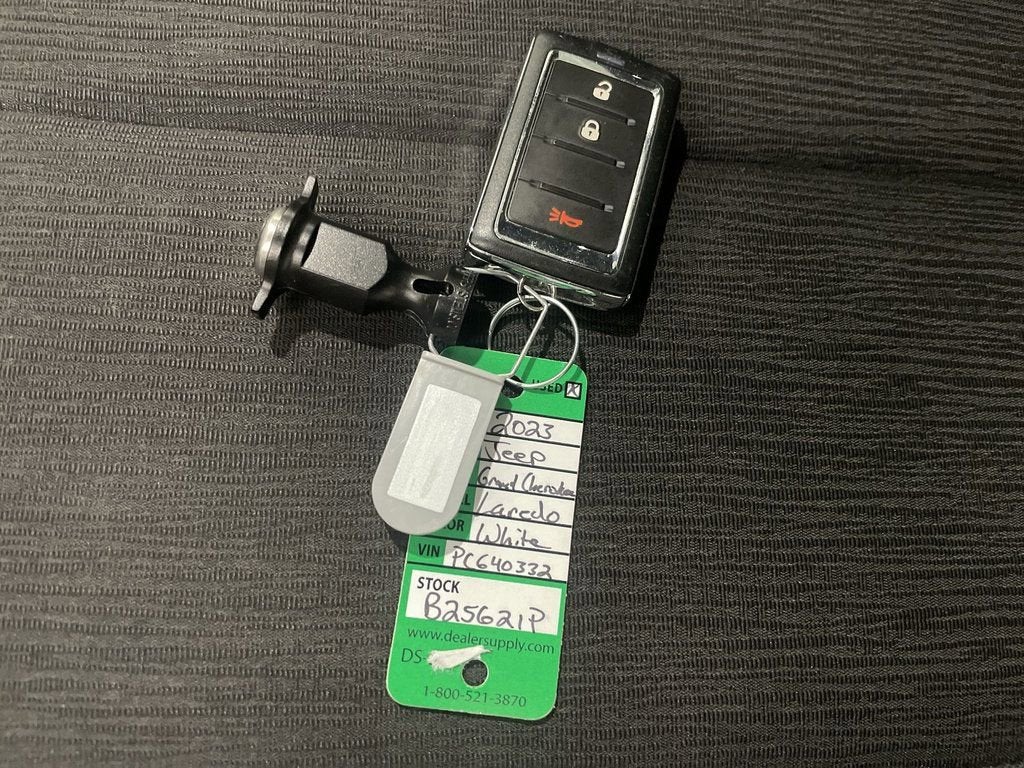 2023 Jeep Grand Cherokee Laredo