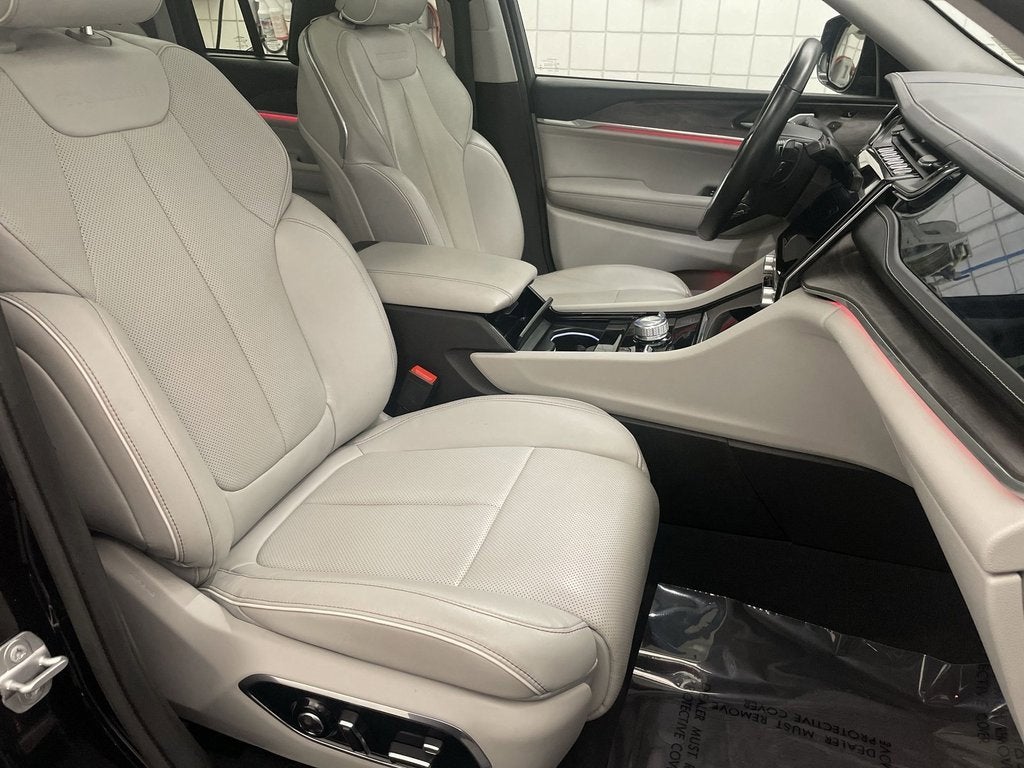 2023 Jeep Grand Cherokee Overland