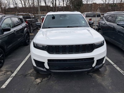 2022 Jeep Grand Cherokee L Altitude 4x2
