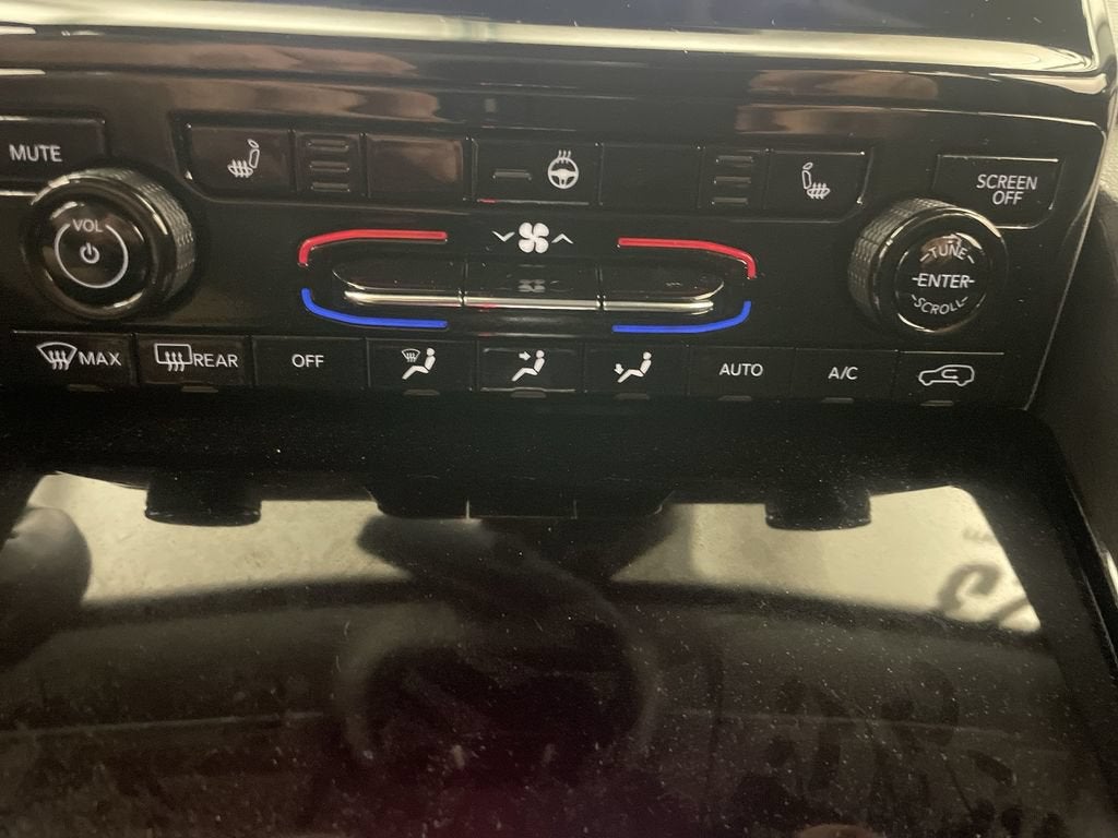 2023 Jeep Grand Cherokee L Laredo 4x4
