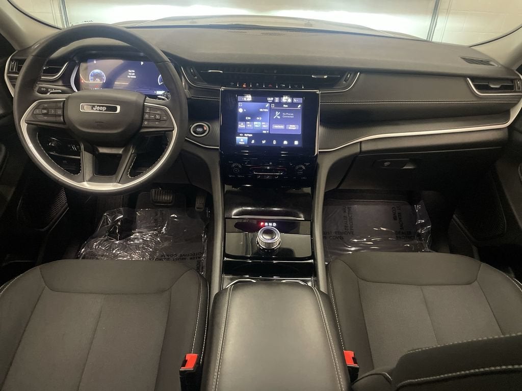 2023 Jeep Grand Cherokee L Laredo 4x4
