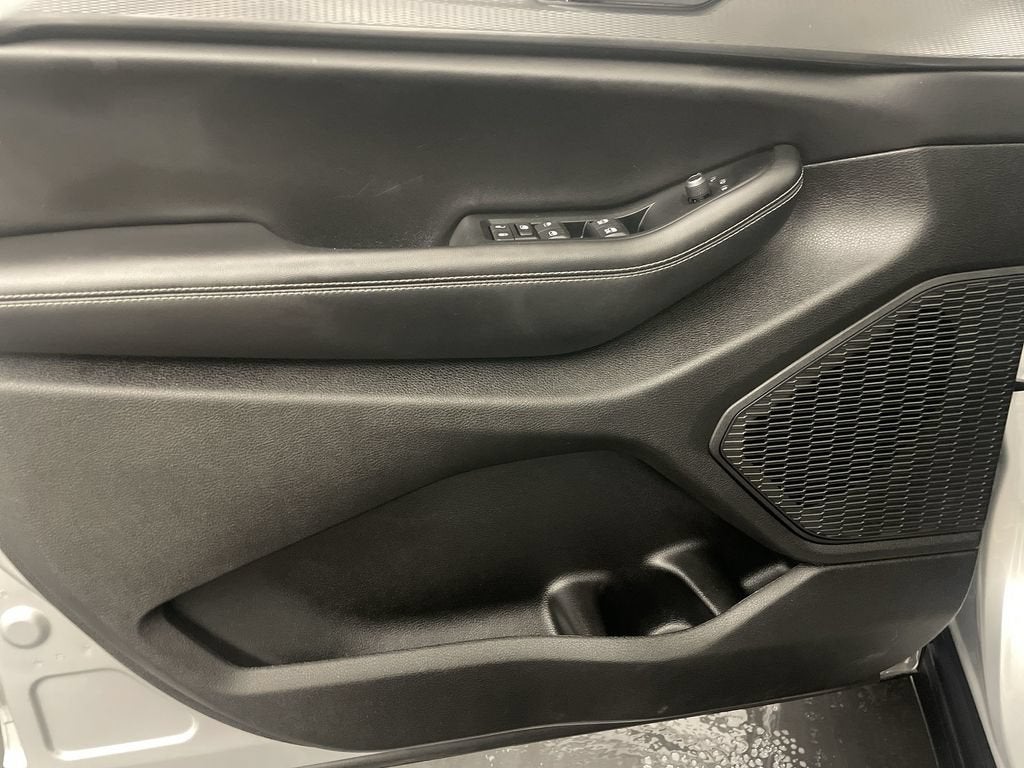 2023 Jeep Grand Cherokee L Laredo 4x4