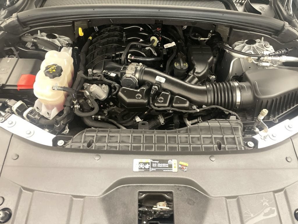 2023 Jeep Grand Cherokee L Laredo 4x4