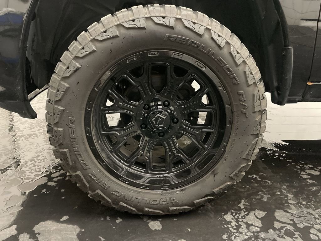 2018 RAM 1500 Express Quad Cab 4x4 6'4" Box