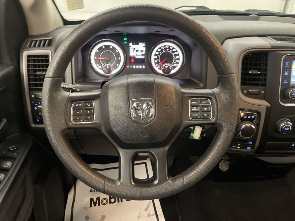 2018 RAM 1500 Express Quad Cab 4x4 6'4" Box