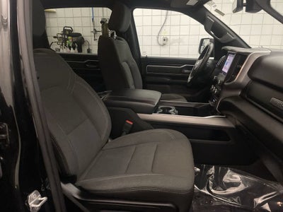 2023 RAM 1500 Big Horn Crew Cab 4x4 5'7" Box