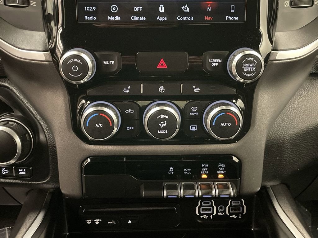 2019 RAM 1500 Big Horn/Lone Star Crew Cab 4x4 5'7" Box