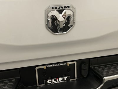 2019 RAM 1500 Big Horn/Lone Star Crew Cab 4x4 5'7" Box