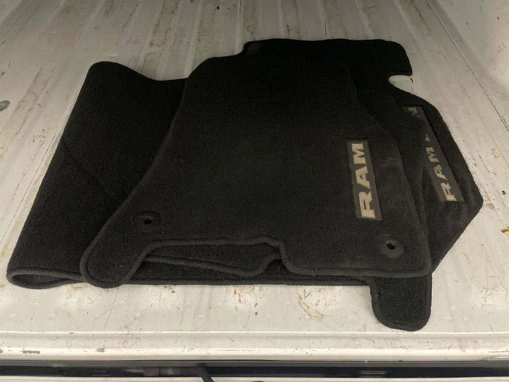 2019 RAM 1500 Big Horn/Lone Star Crew Cab 4x4 5'7" Box