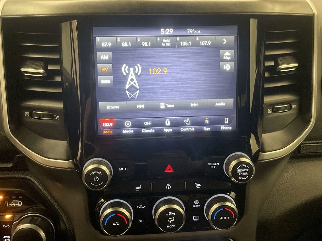 2019 RAM 1500 Big Horn/Lone Star Crew Cab 4x4 5'7" Box