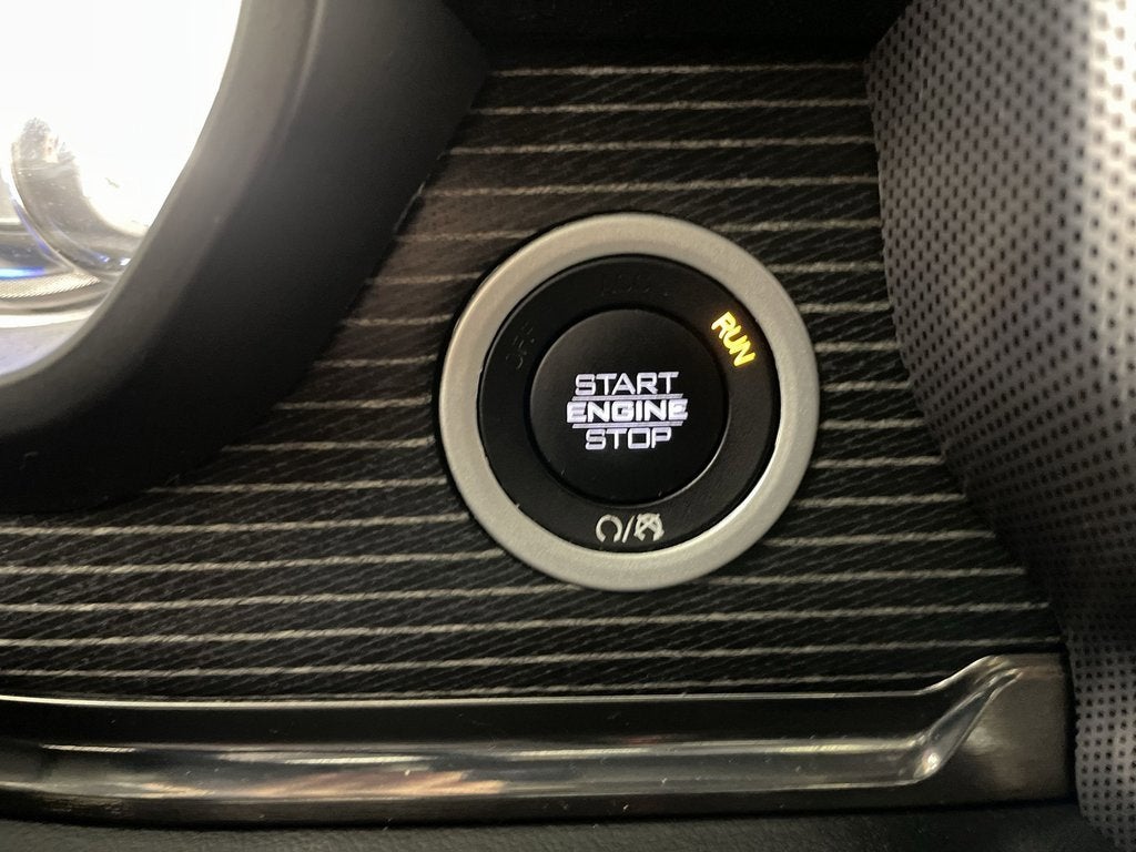 2021 RAM 1500 Limited Crew Cab 4x4 5'7" Box