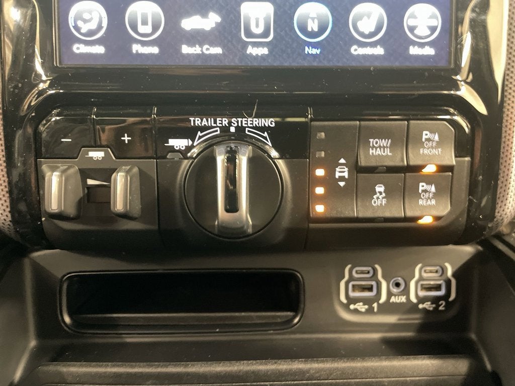 2021 RAM 1500 Limited Crew Cab 4x4 5'7" Box