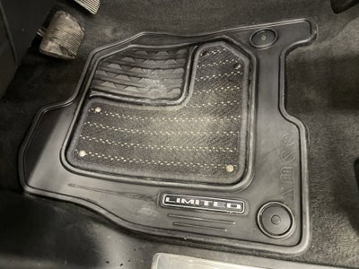 2021 RAM 1500 Limited Crew Cab 4x4 5'7" Box