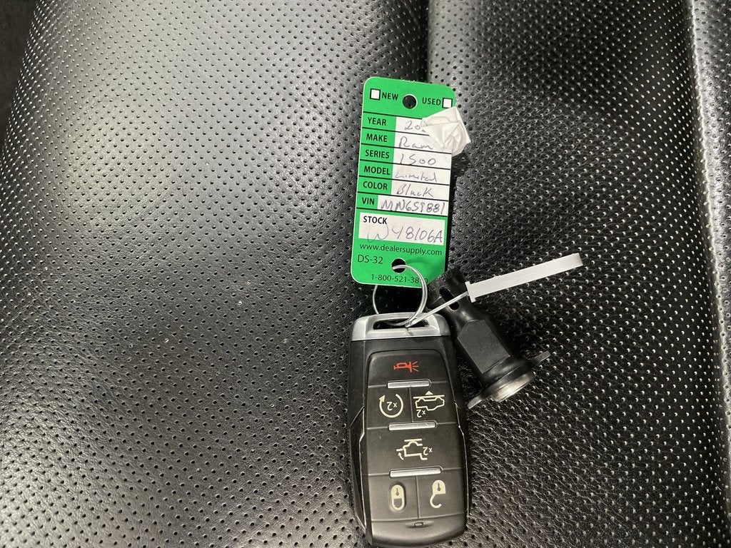 2021 RAM 1500 Limited Crew Cab 4x4 5'7" Box