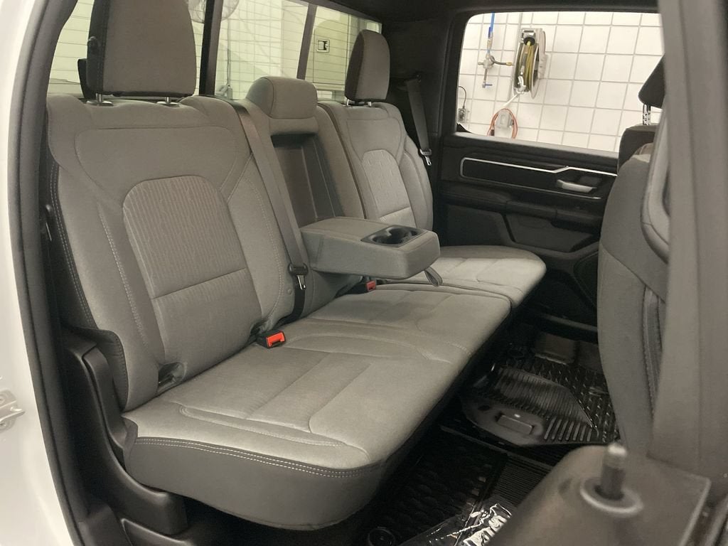 2024 RAM 1500 Big Horn Crew Cab 4x4 6'4" Box