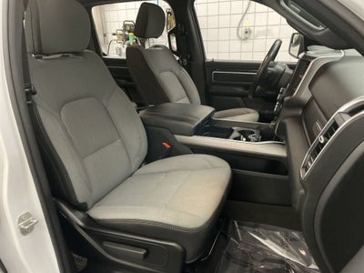 2024 RAM 1500 Big Horn Crew Cab 4x4 6'4" Box
