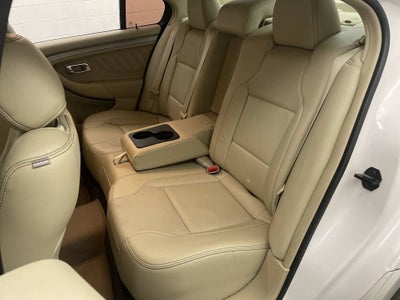 2018 Ford Taurus SEL