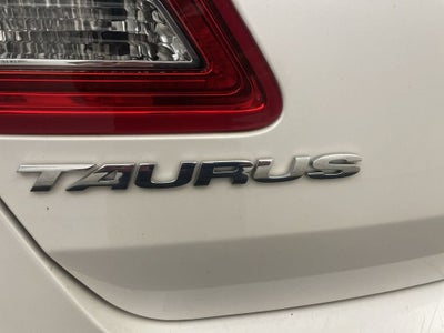 2018 Ford Taurus SEL