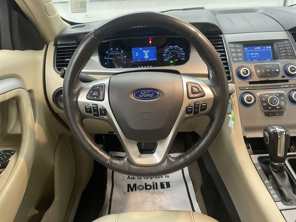 2018 Ford Taurus SEL