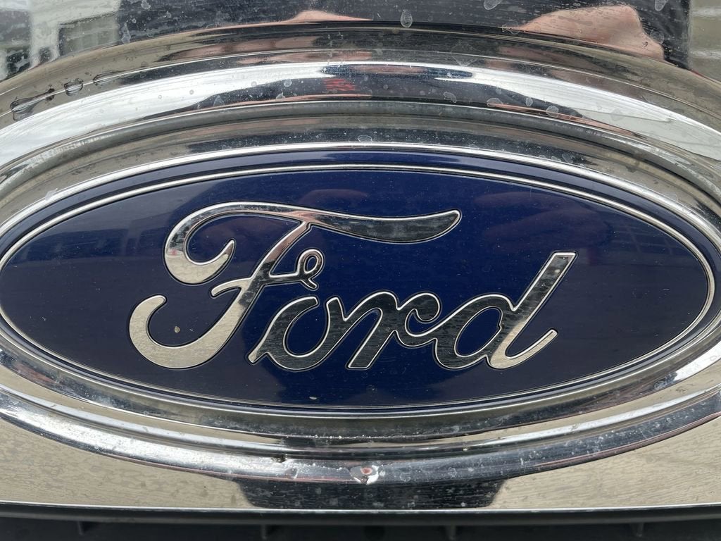 2019 Ford E-Series Cutaway BASE