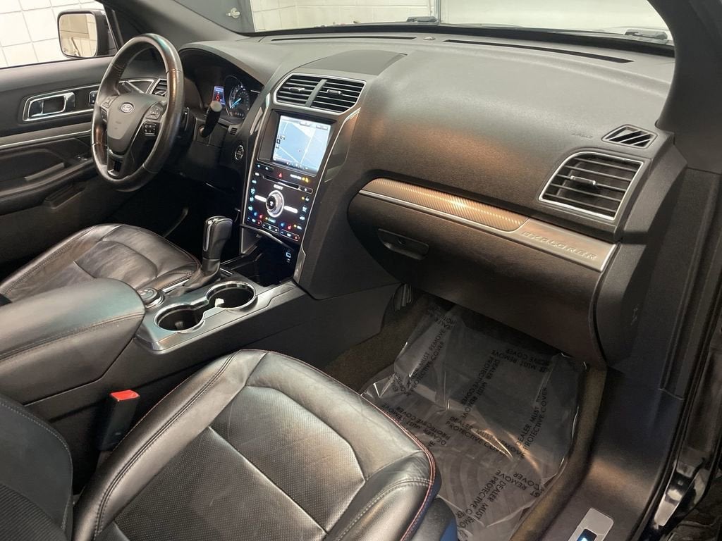 2016 Ford Explorer Sport