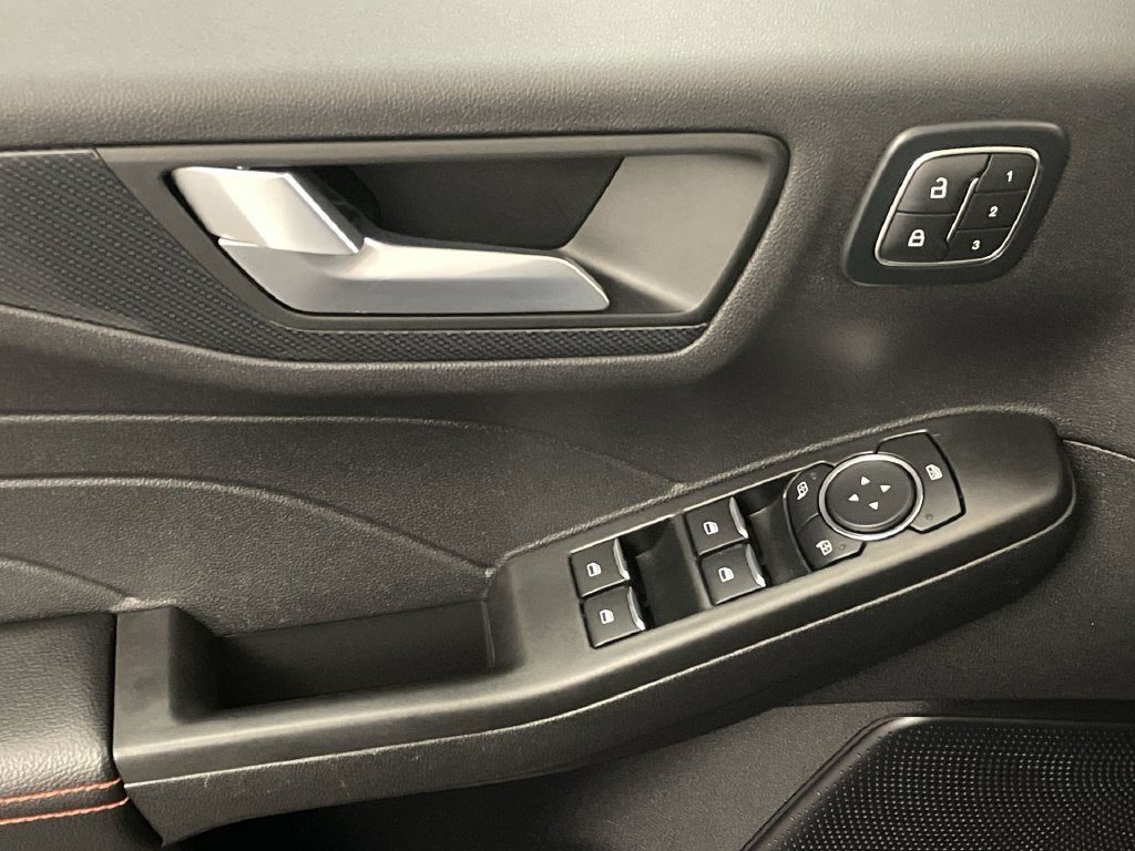 2024 Ford Escape ST-Line Select