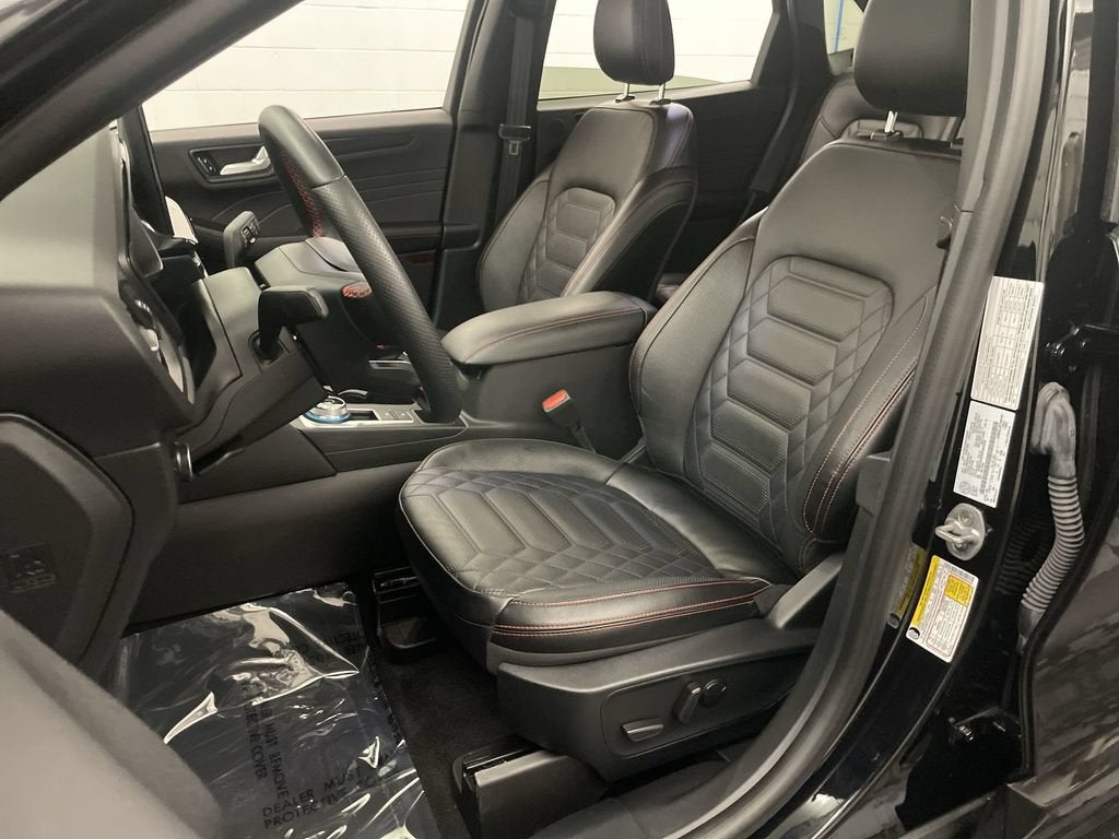 2024 Ford Escape ST-Line Elite