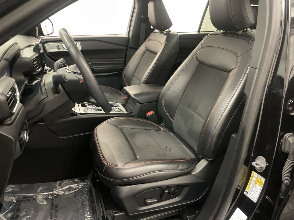 2024 Ford Explorer ST-Line