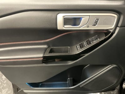 2024 Ford Explorer ST-Line