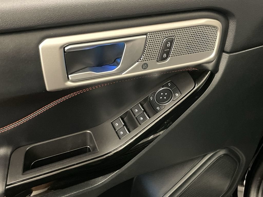 2024 Ford Explorer ST-Line