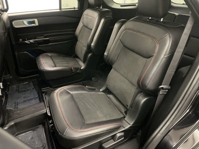 2024 Ford Explorer ST-Line