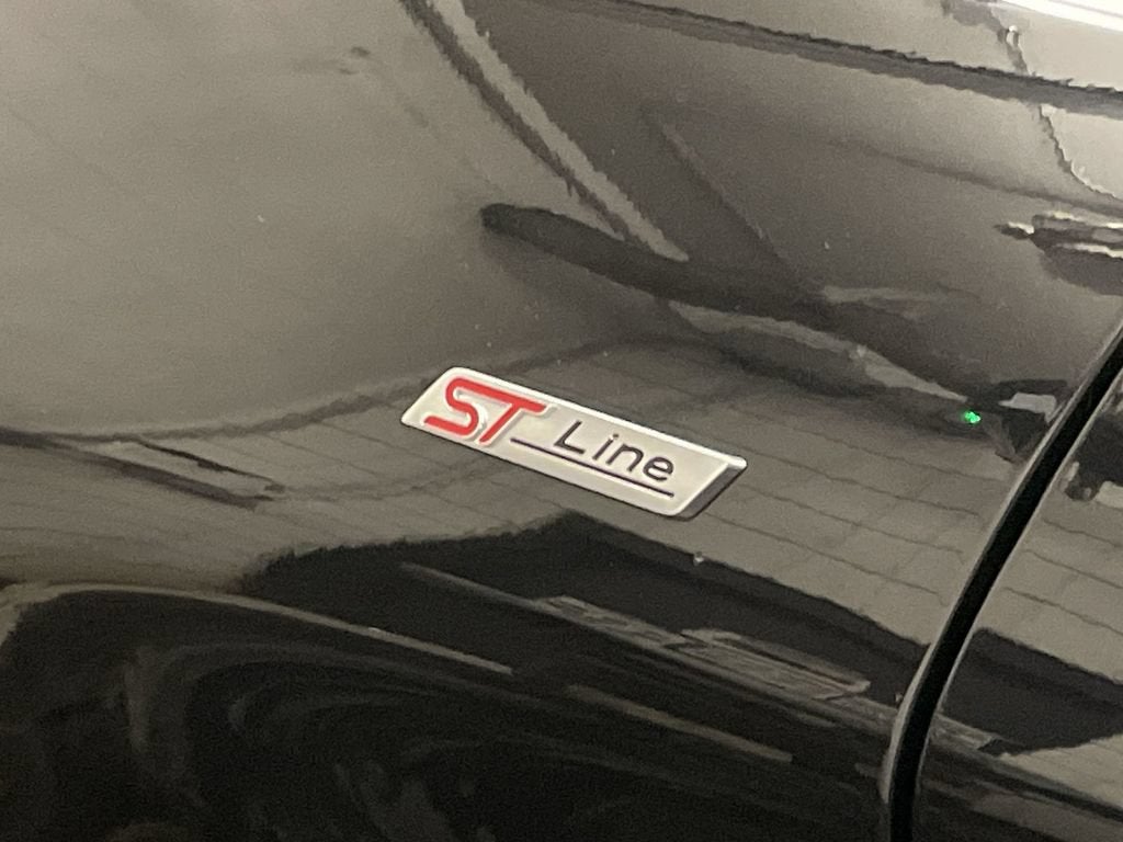 2024 Ford Explorer ST-Line