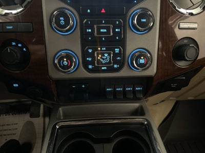 2015 Ford Super Duty F-350 DRW Lariat