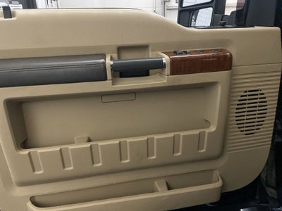 2015 Ford Super Duty F-350 DRW Lariat