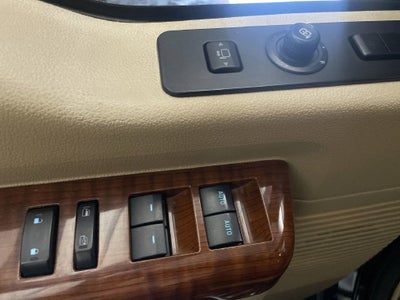 2015 Ford Super Duty F-350 DRW Lariat