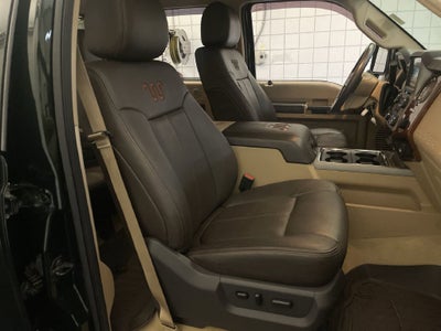 2015 Ford Super Duty F-350 DRW Lariat