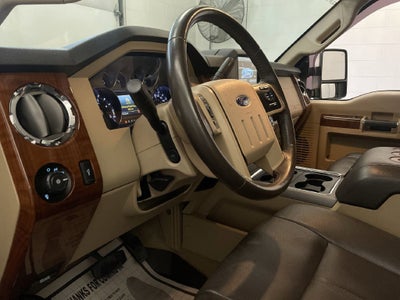 2015 Ford Super Duty F-350 DRW Lariat