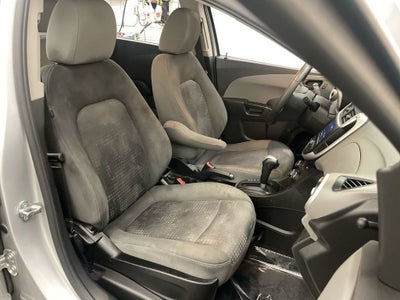 2020 Chevrolet Sonic LT