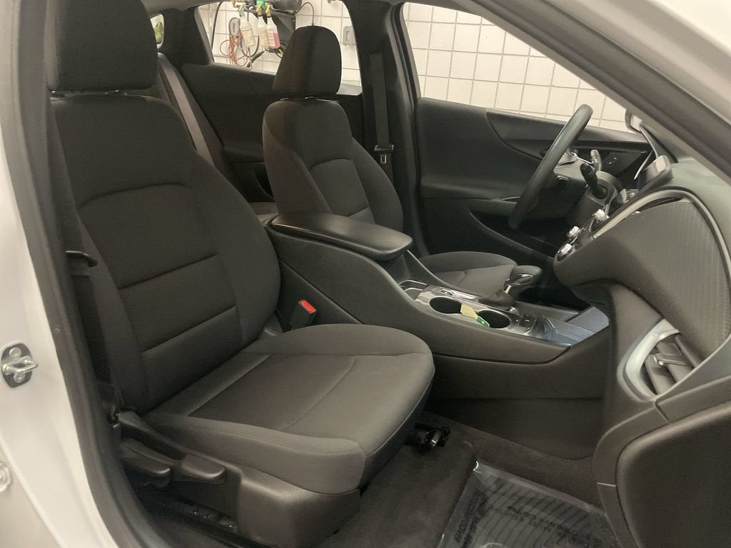 2023 Chevrolet Malibu LS