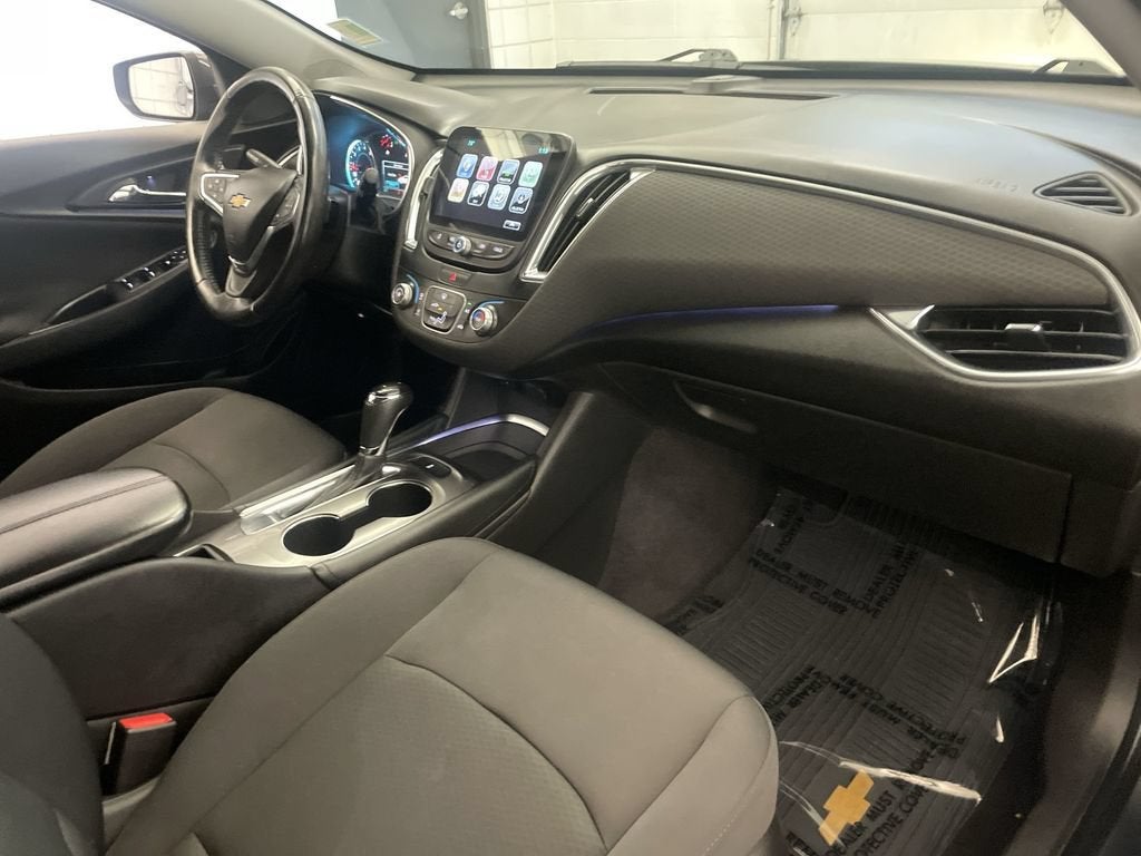 2017 Chevrolet Malibu LT