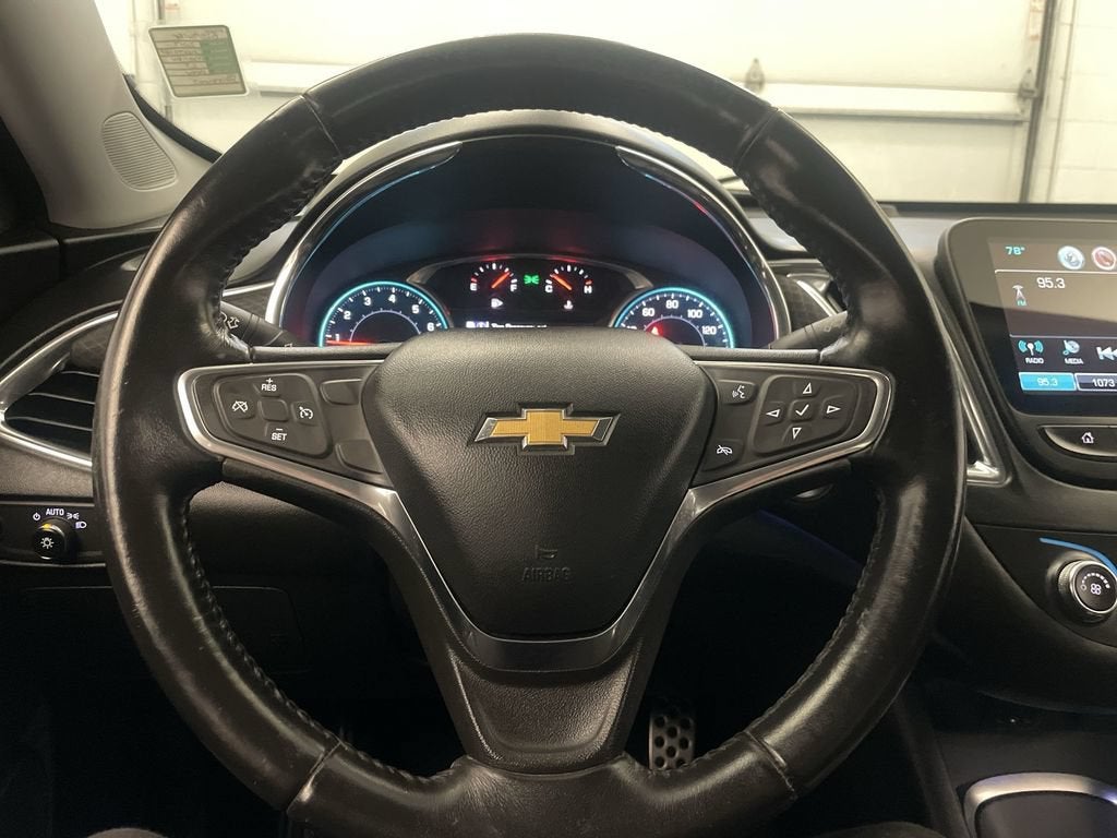 2017 Chevrolet Malibu LT