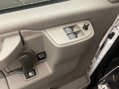 2025 Chevrolet Express Passenger 1LT